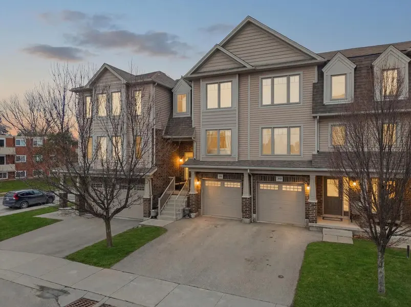 750 Lawrence ST #88, Cambridge, ON N3H 0A9