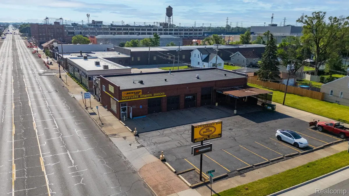 14433 W Warren AVE, Dearborn, MI 48126