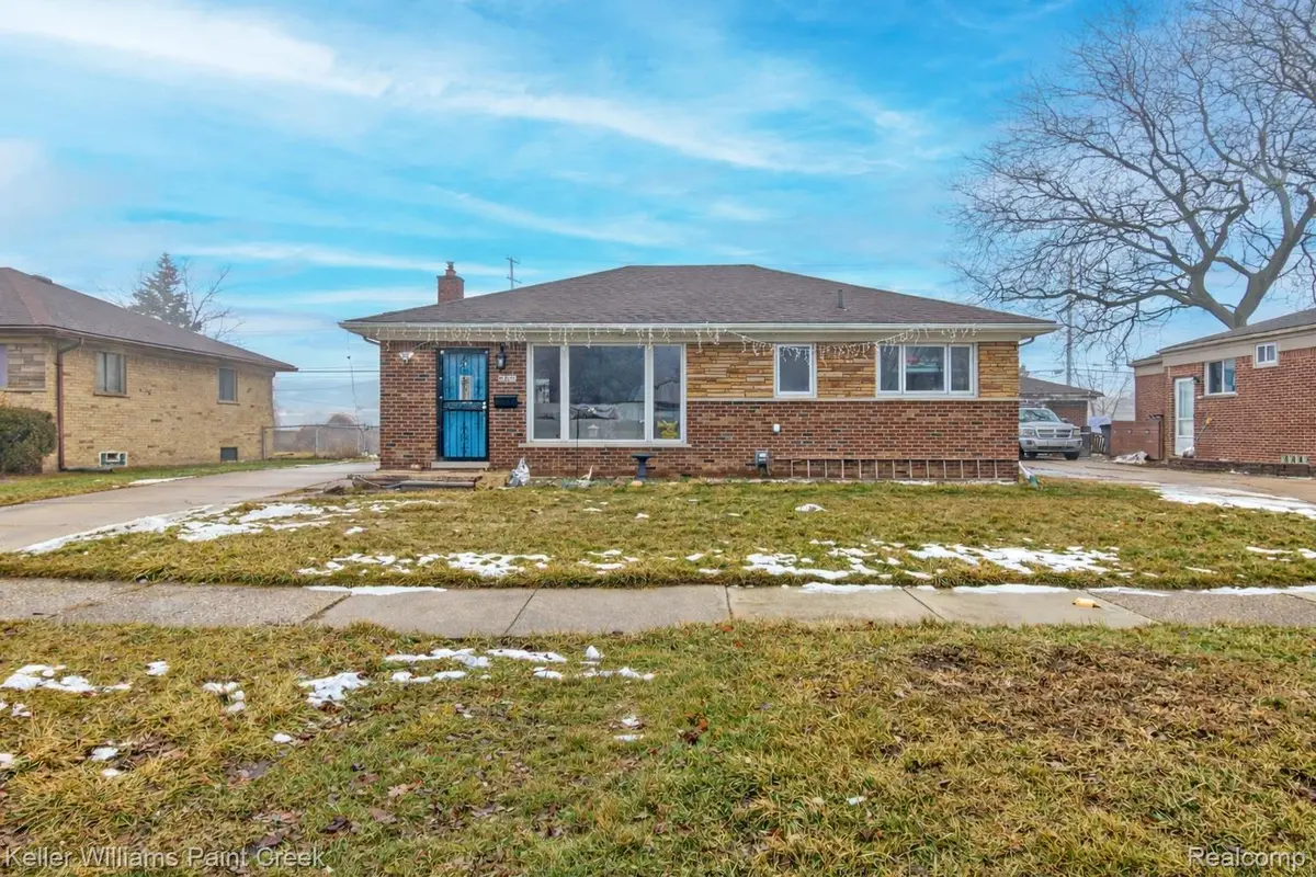 35400 Weideman ST, Clinton Charter Township, MI 48035