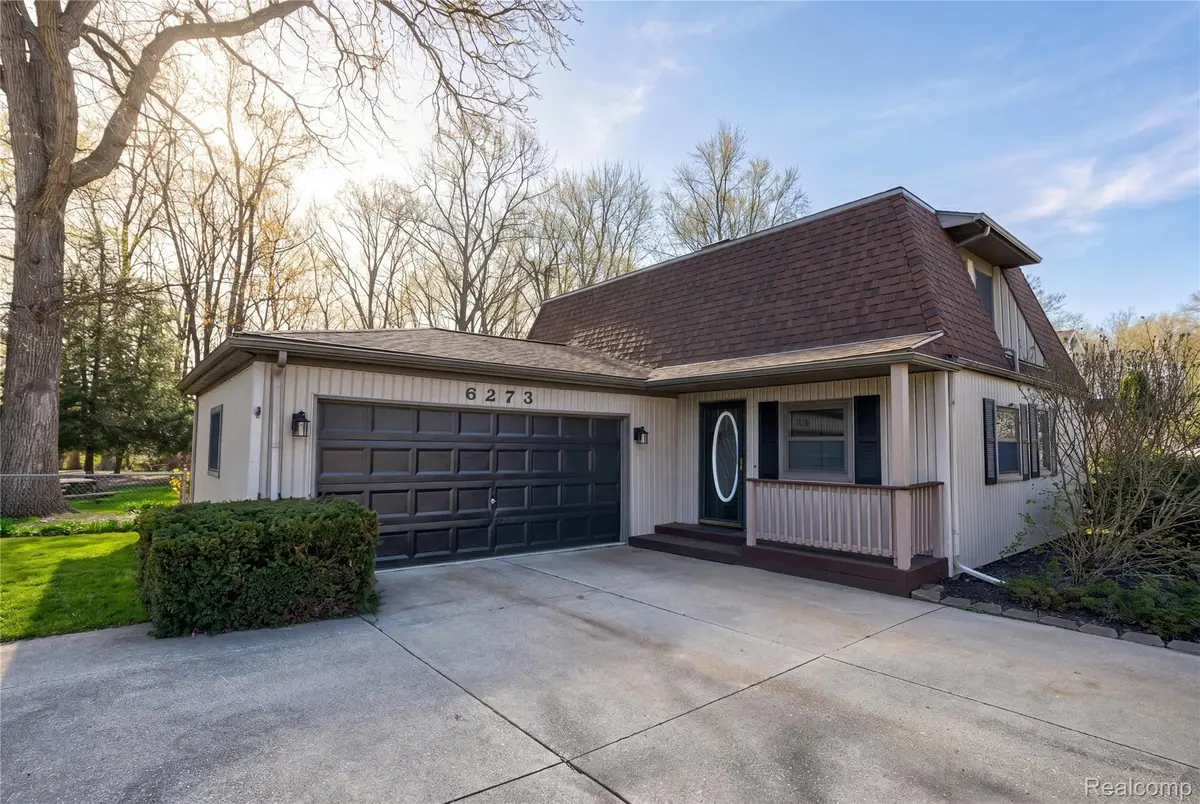6273 Cold Spring TRL, Grand Blanc Charter Township, MI 48439