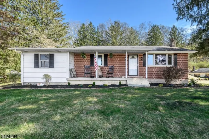 166 Mount Joy Rd, Holland Twp., NJ 08848