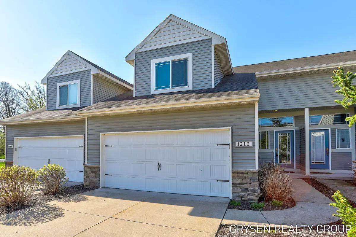 1212 Kingman CT SW, Byron Twp, MI 49315