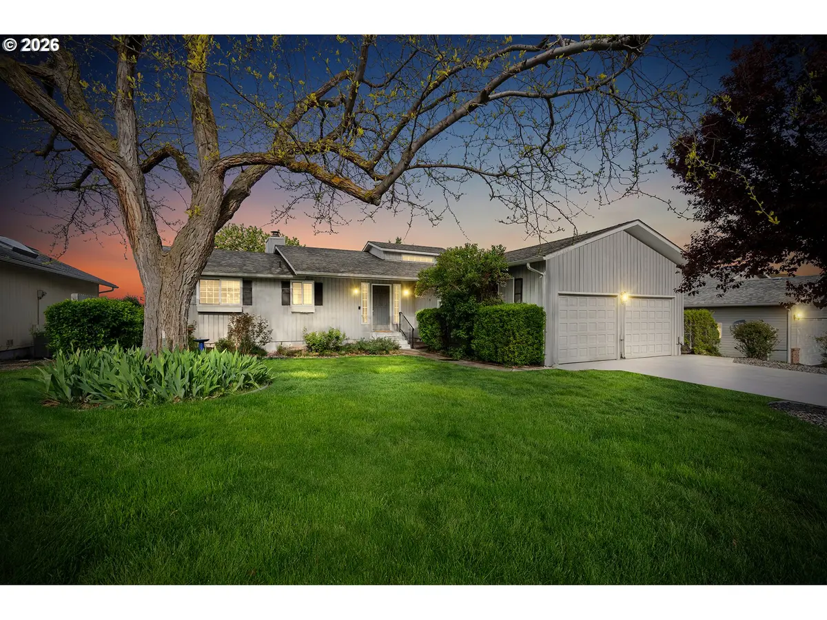 445 NW 21ST ST, Pendleton, OR 97801