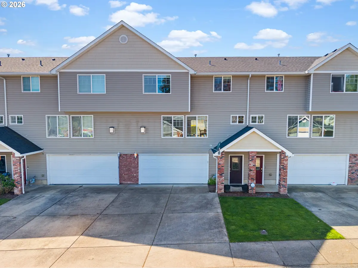 8004 NE 37TH AVE, Vancouver, WA 98665