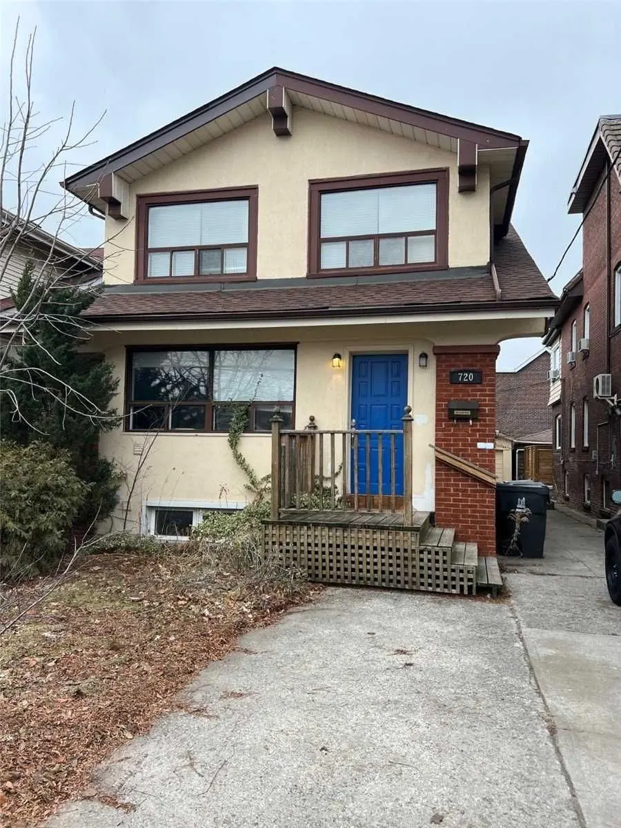 720 Coxwell AVE #Lower F, Toronto E03, ON M4C 3C2