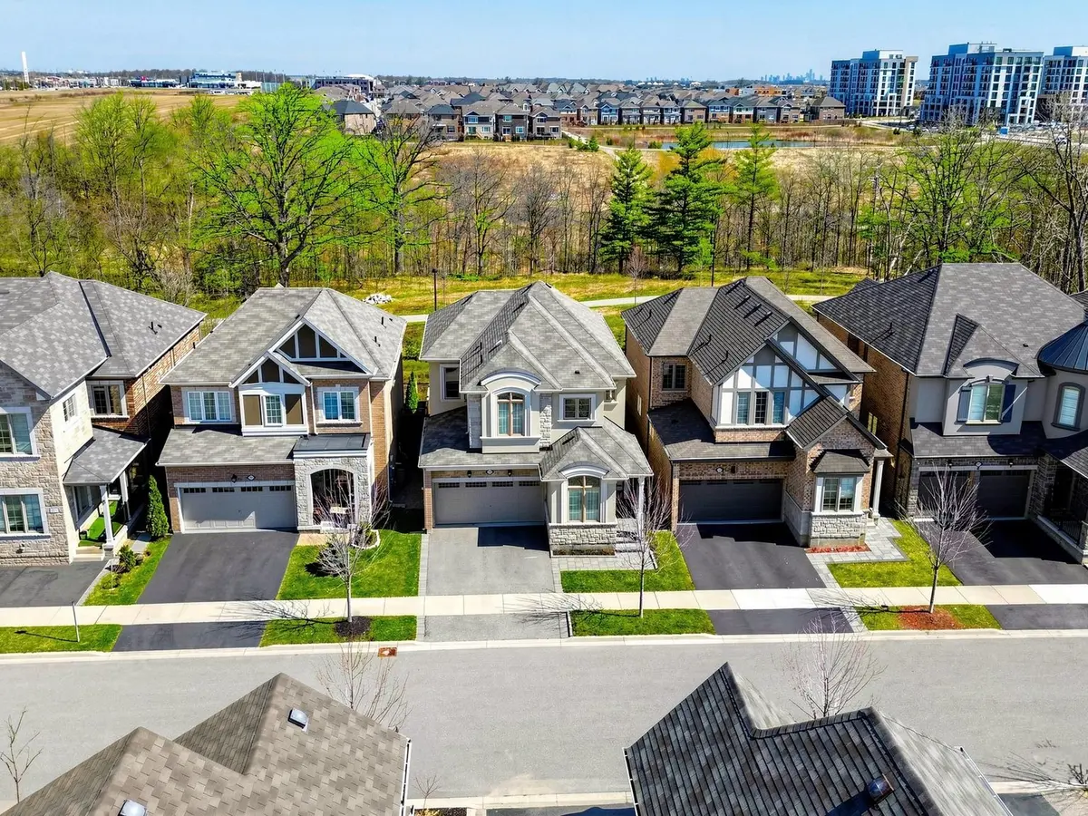 1229 SWEETFERN CRES, Milton, ON L9E 1L9