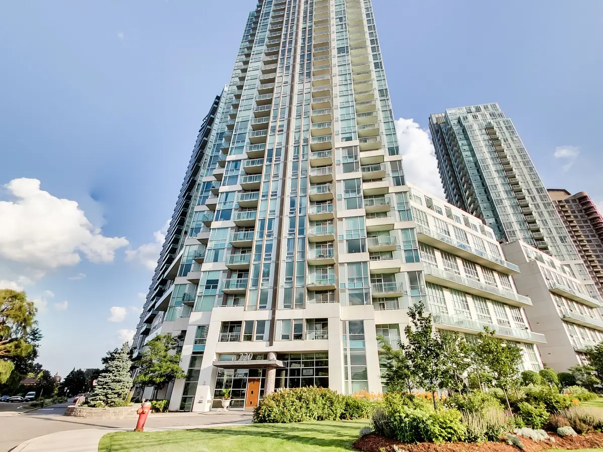 220 Burnhamthorpe RD W #3302, Mississauga, ON L5B 4N4