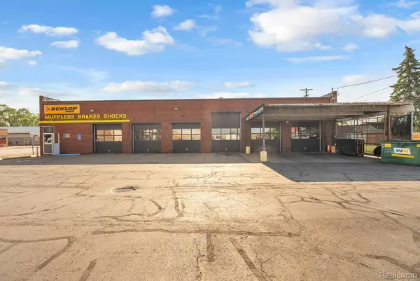 14433 W Warren AVE, Dearborn, MI 48126