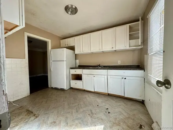 15850 E State Fair ST, Detroit, MI 48205