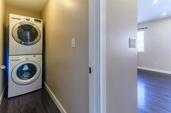 484 Aberdeen AVE, Winnipeg, MB R2W 1W1