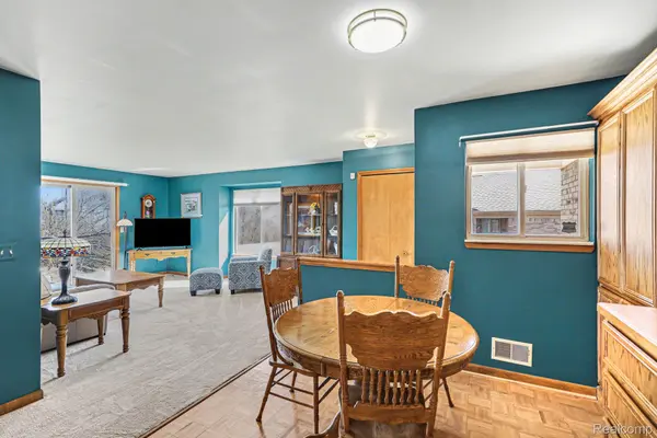 26185 Markiegrove, Chesterfield Township, MI 48051