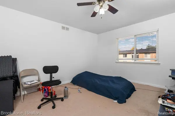 1965 Axtell DR #4, Troy, MI 48084