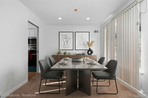 1965 Axtell DR #4, Troy, MI 48084