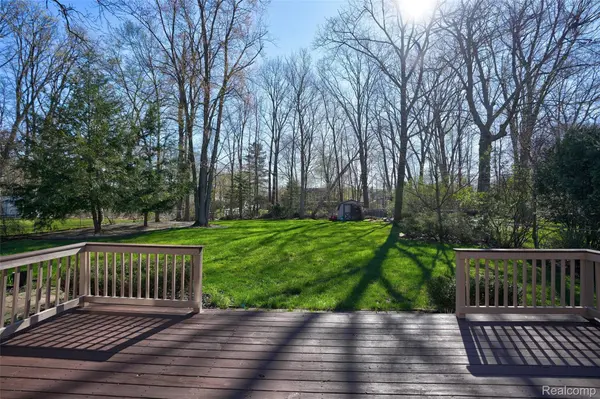 6273 Cold Spring TRL, Grand Blanc Charter Township, MI 48439