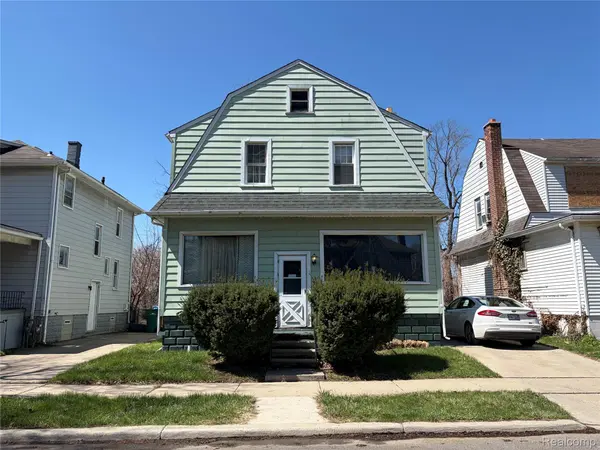 300 2nd ST, Wyandotte, MI 48192