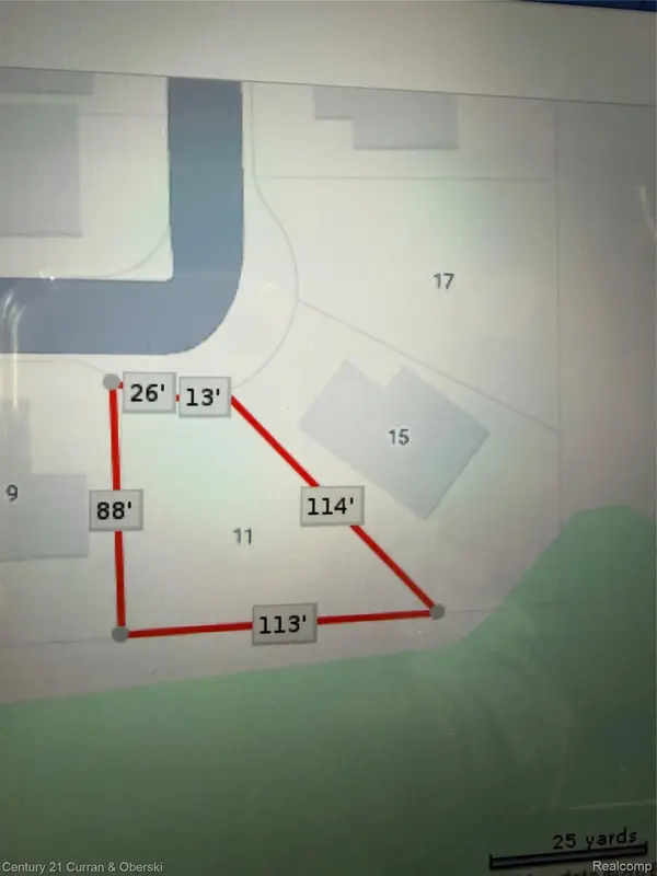 11 Morross CIR, Dearborn, MI 48126