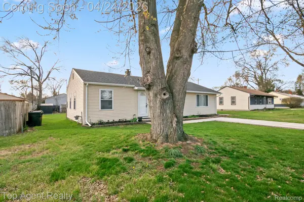 46059 Huling ST, Shelby Charter Township, MI 48317