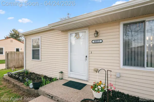 46059 Huling ST, Shelby Charter Township, MI 48317