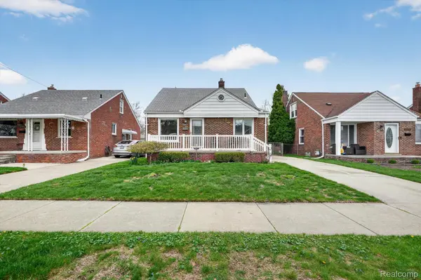 12984 Callender ST, Southgate, MI 48195