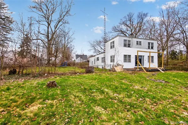 454 E ATHERTON RD, Flint, MI 48507