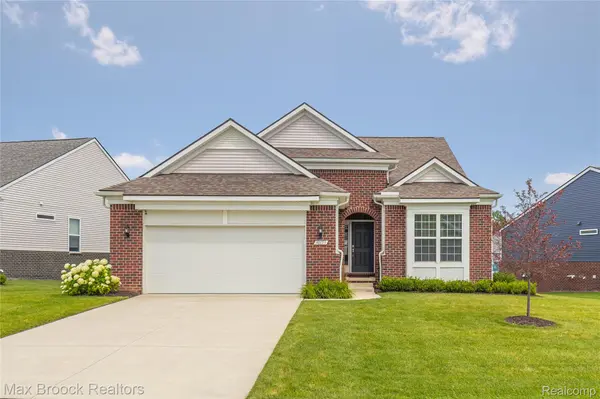 30153 TURTLE CREEK CIRCLE, Lyon Charter Township, MI 48165