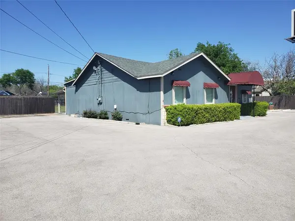 5617 Watauga Road, Watauga, TX 76148