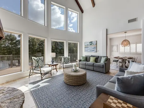 5848 Lago Vista Drive, Athens, TX 75752