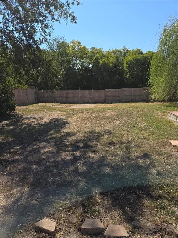 4825 Bobtown Road, Garland, TX 75043