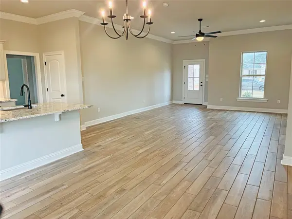 211 Paisley Lane, Bossier City, LA 71111