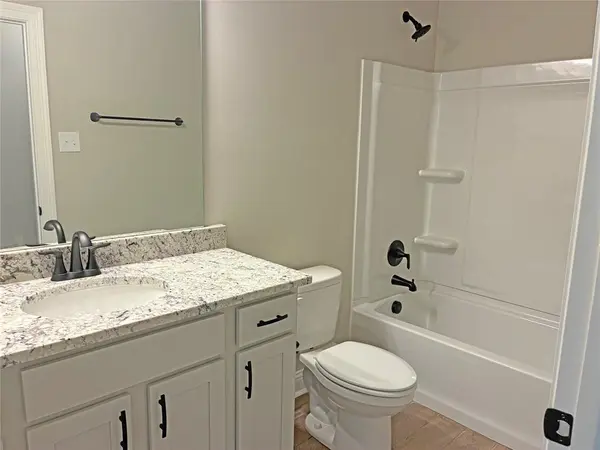 211 Paisley Lane, Bossier City, LA 71111