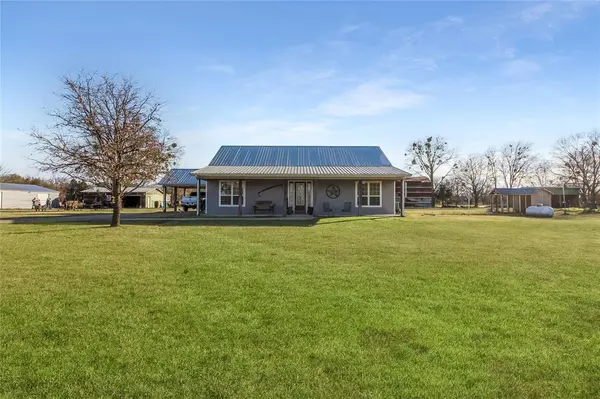 10166 Fm 3094, Scurry, TX 75158