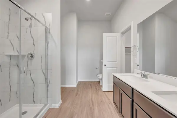 7003 Butterfield Drive, Sanger, TX 76266