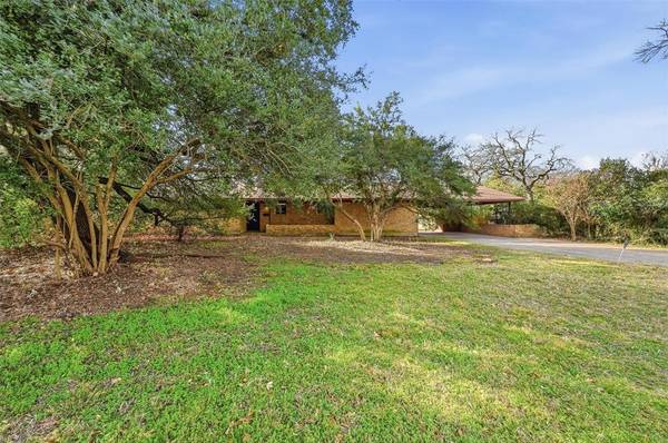 1916 Norwood Lane, Arlington, TX 76013