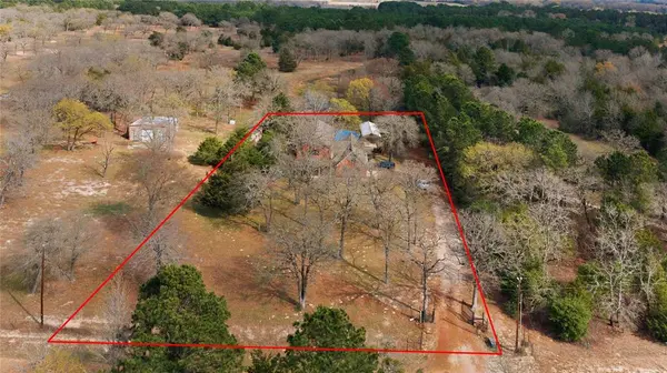7600 County Road 3700, Athens, TX 75752