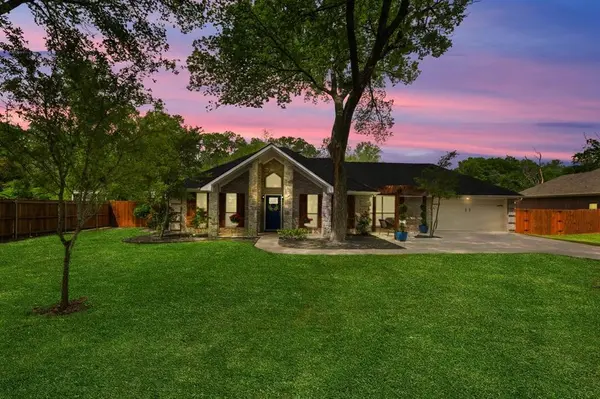 1133 Timber Creek Drive, Weatherford, TX 76086