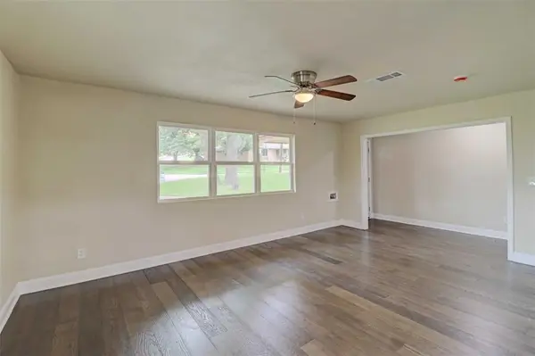 1245 Whispering Court, Dallas, TX 75241