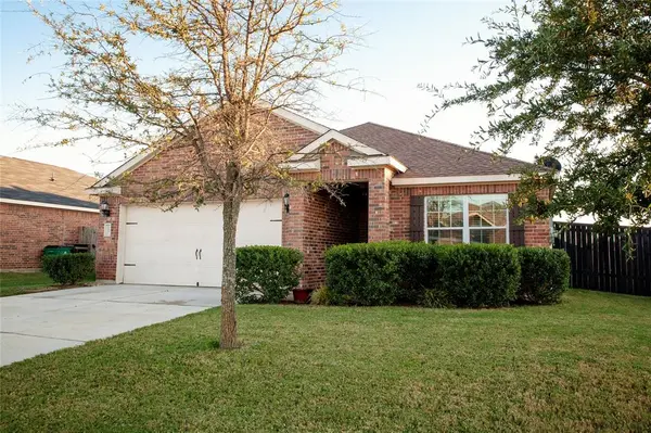 132 Kincaid Drive, Sanger, TX 76266