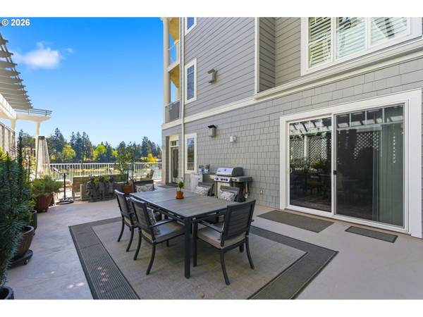 131 FURNACE ST #18, Lake Oswego, OR 97034