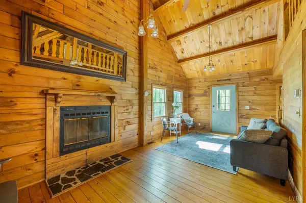 3882 Rocky Mountain RD, Forest, VA 24551