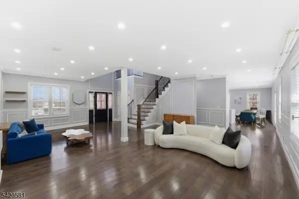 10 Hillside Ave, North Caldwell Boro, NJ 07006