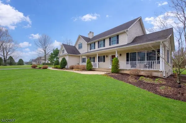 17 Mullen Ln, Lafayette Twp., NJ 07848