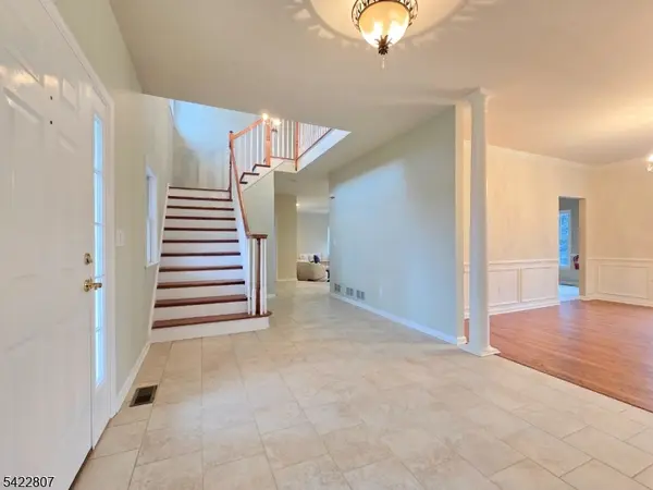 17 Mullen Ln, Lafayette Twp., NJ 07848