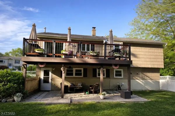 23 Rosemont Rd, Jefferson Twp., NJ 07438