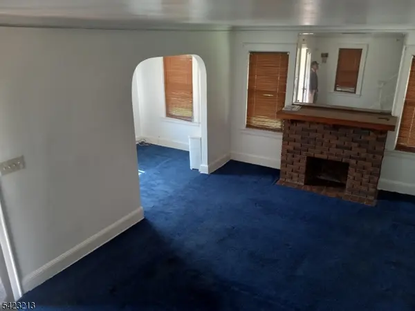 61 Putnam St, Newark City, NJ 07106