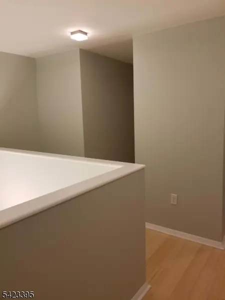 447 Rose Ave #447, Jersey City, NJ 07305