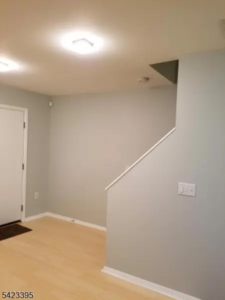 447 Rose Ave #447, Jersey City, NJ 07305