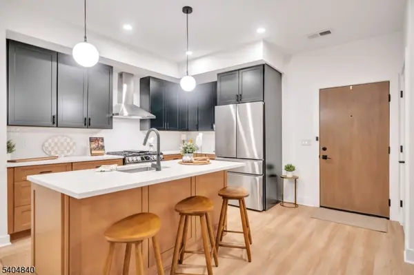 20 Encampment Ct  U 211 #211, Montville Twp., NJ 07045