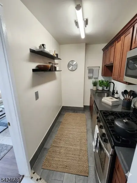 93 Davenport Ave, Newark City, NJ 07107