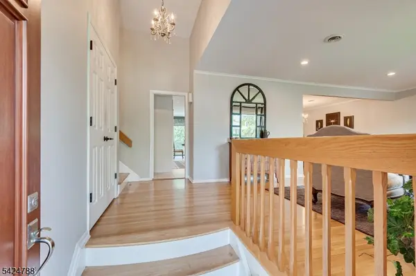 23 Shelley Rd, Springfield Twp., NJ 07081