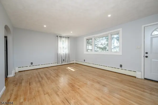 166 Mount Joy Rd, Holland Twp., NJ 08848